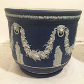 Large Wedgwood dark blue jardiniere