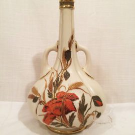 Royal Worceste vase with painting of poppies