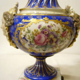 Beautiful French lamp attributed to Sevres