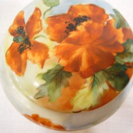 Top view of Limoges humidor that is painted with poppies