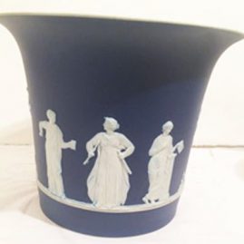 Wedgwood large dark blue jardiniere