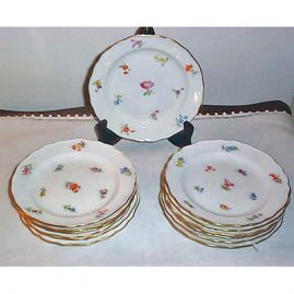 Set of 12 Meissen streublumen cake plates