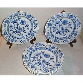 12 Meissen blue onion wide rim soups
