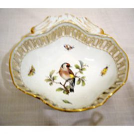 Meissen rare reticulatd bowl with painting of bird and bugs