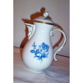Meissen blue flowered coffee pot with flower on top