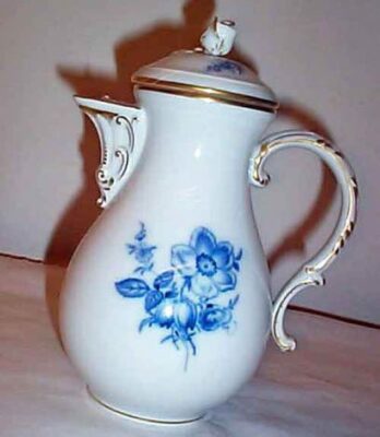 Meissen blue flowered coffee pot
