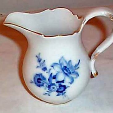 Meissen blue flowered creamer