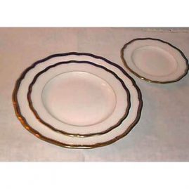 Meissen dinner set with cobalt and gold trim