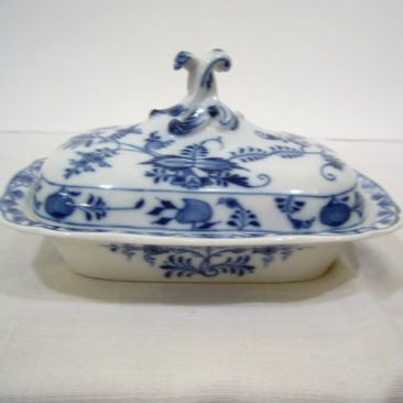 Meissen blue onion covered dish