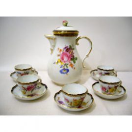 Meissen demitasse set with coffee pot and ten demitasse cups and saucers