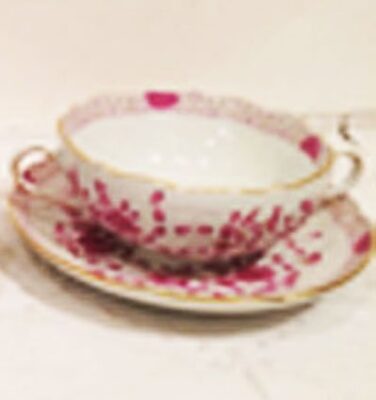 Set of 14 Meissen purple Indian cream soups and underplates