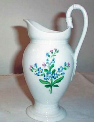 Meissen pitcher with bell flowers