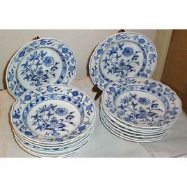 Blue onion Meissen wide rim soups
