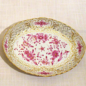 Meissen purple Indian reticulated bowls