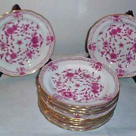 12 Meissen Purple Indian luncheons, Price on request.