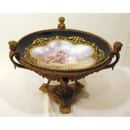 Marsailles Paris centerpiece with cherub handles