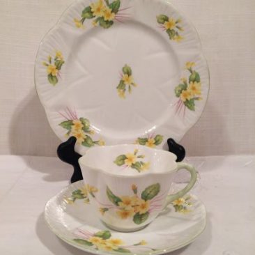 Set of Shelley primrose teacups and saucers and cake plates