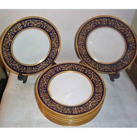 11 Hutchenreuther cobalt and gold service plates