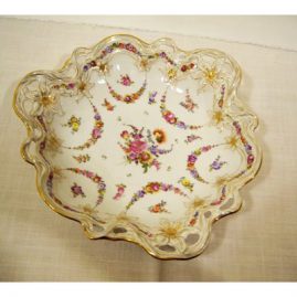 Potsnappel Dresden bowl with openwork edges and raised flowers