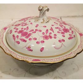 Meissen purple Indian covered bowl or vegetable