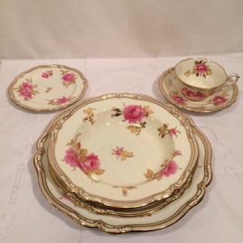 Rare Spode made for Tiffany dinner service with beautiful pink roses