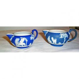 Wedgwood dark blue creamers, before 1890