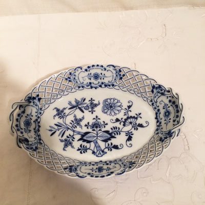 Meissen blue onion reticulated bowl with handles