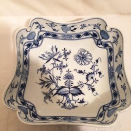 Meissen blue onion four cornered bowl