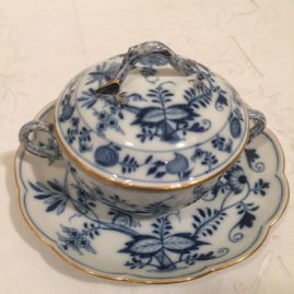 Meissen blue onion ecruelle with matching under plate