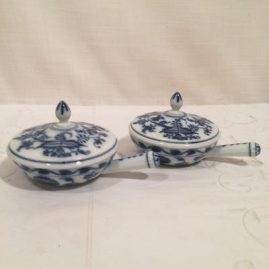 Rare Meissen blue onion pot de cremes or sauciers