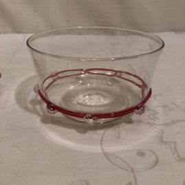 Set of six Salviati Venetian bowls with raised pink ribbon decoration and applied crystal balls