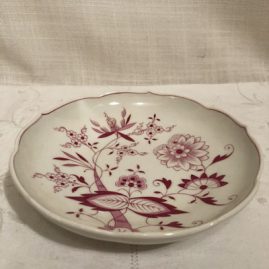 Close up of one of the saucers for Meissen pink onion tea cups