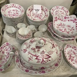 Extremely Rare Pink Onion Meissen Dinner Service