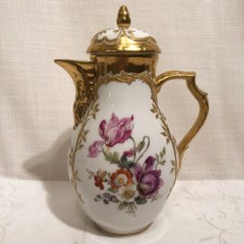 Gorgeous KPM coffee or teapot