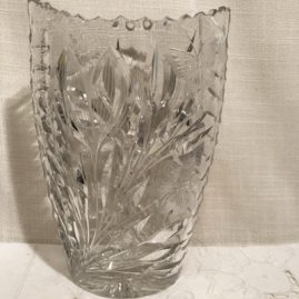 Pairpoint Marillo pattern cushion vase with tulips