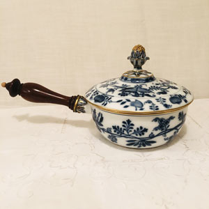 Meissen Blue Onion Covered Serving Bowl or Pot with Wooden Handle From Germany