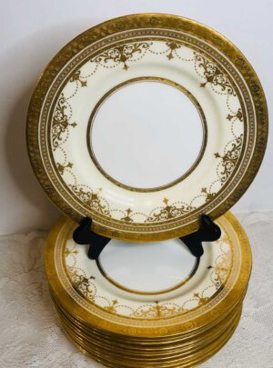 Set of Twelve Minton Dinner Plates with Raised Gold Arabesque and Jeweling