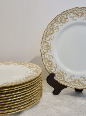 Set of 12 Royal Doulton dinner Plates with Raised Gold Arabesque Decoration