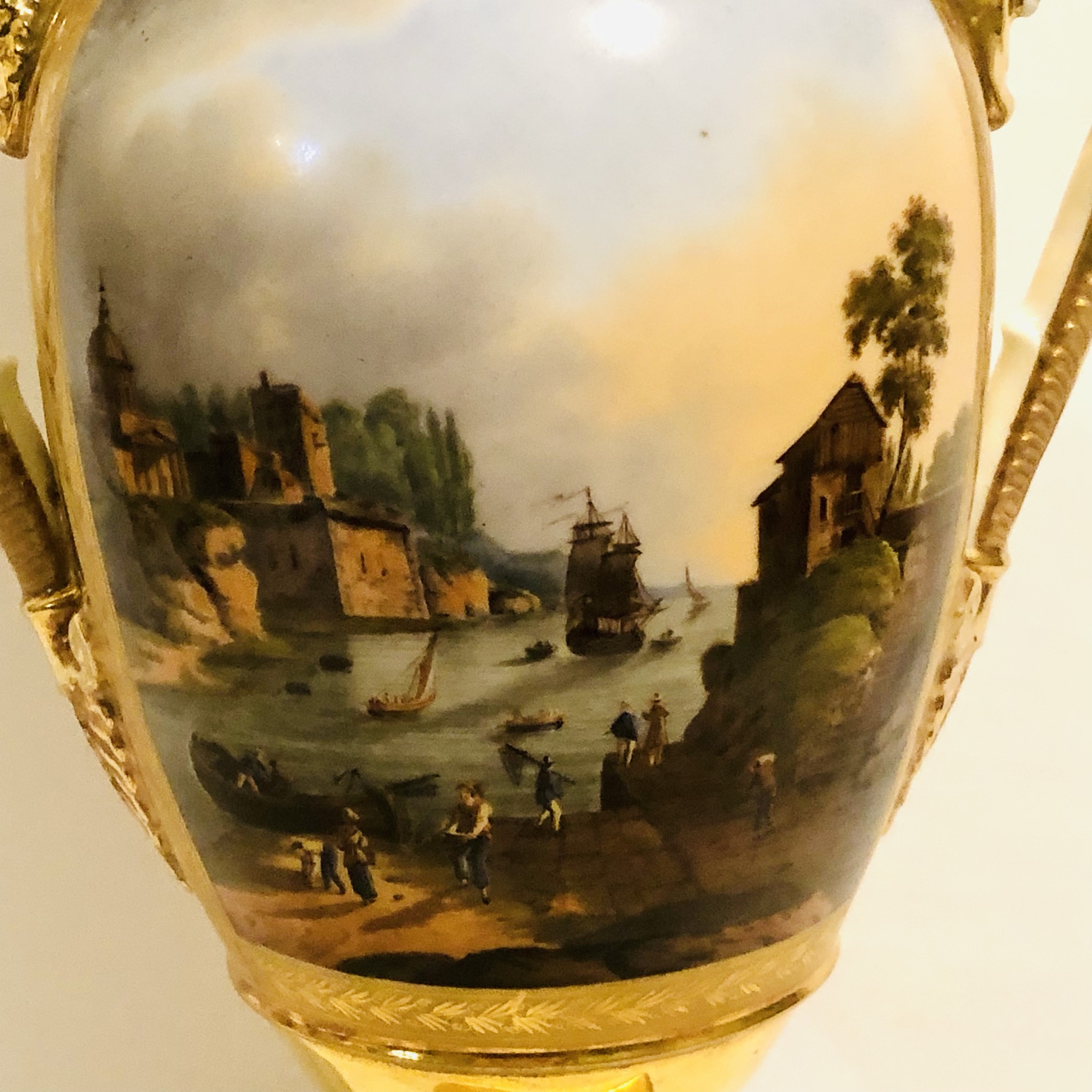 Paris Porcelain Vase with Paintings on Both of its Sides and Masked Handles Paris Porcelain Vase with Paintings on Both of its Sides and Masked Handles