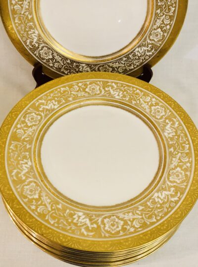 Set of eleven Minton Porcelain Ball dinner plates