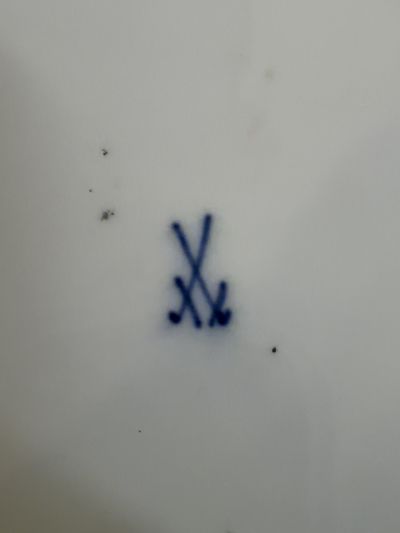 Set of 8 Meissen Dessert Plates Painted with Different Flower Bouquets Set of 8 Meissen Dessert Plates Painted with Different Flower Bouquets