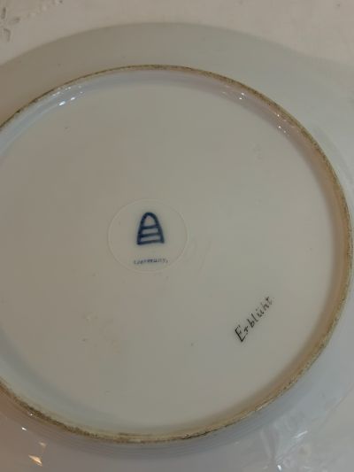 abinet portrait plate that has a central painting of a beautiful lady with long flowing hair abinet portrait plate that has a central painting of a beautiful lady with long flowing hair