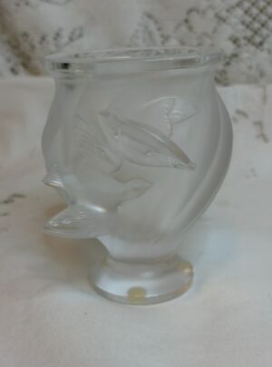 Iridescent Lalique vase that has two raised birds that look like they are in flight