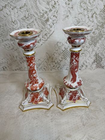 Stunning pair of Royal Crown Derby Red Aves candlesticks Stunning pair of Royal Crown Derby Red Aves candlesticks