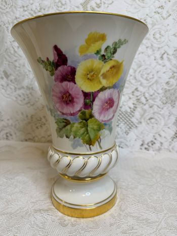 Lenox vase with hand-painted bouquets of asters artist signed Morley Lenox vase with hand-painted bouquets of asters artist signed Morley