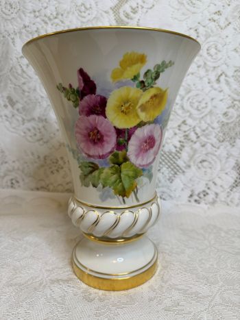 Lenox vase with hand-painted bouquets of asters artist signed Morley Lenox vase with hand-painted bouquets of asters artist signed Morley